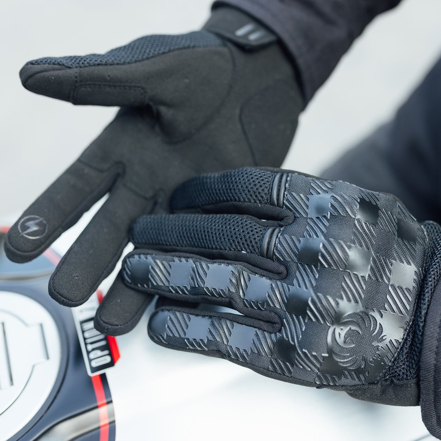 BARRETT MESH D3O GLOVE BLACK
