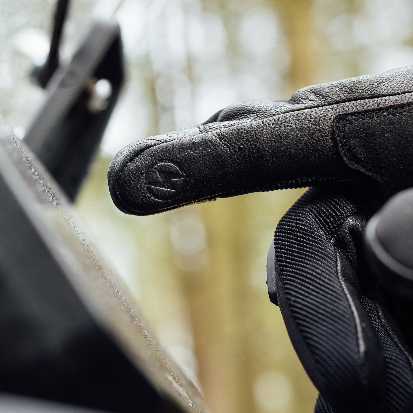 JURA HYDRO D3O GLOVE BLACK/GREY