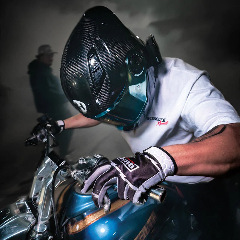 D.O.T. & ECE Daytona C6 and C6 Pro - Grey Carbon Fiber