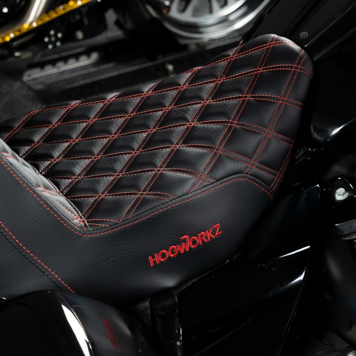 Rise Up Seat for Harley® Touring '23.5-'25 Diamond Stiching