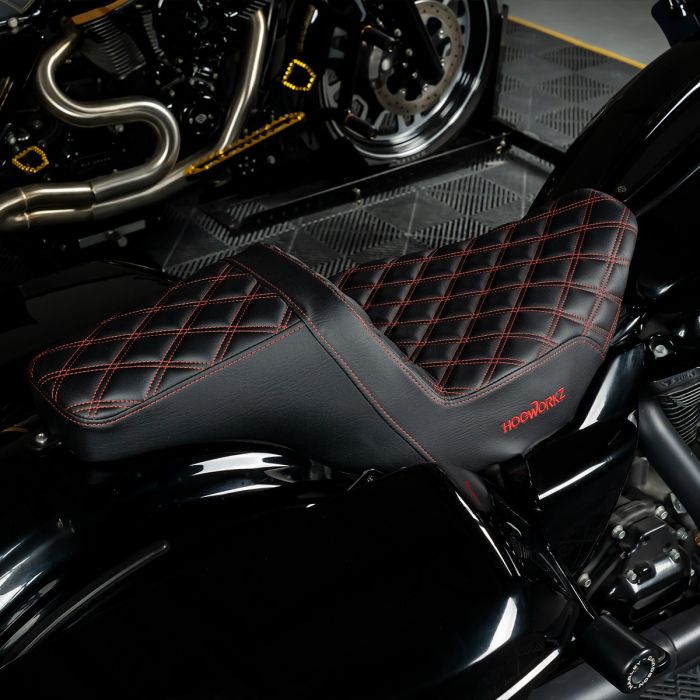 Rise Up Seat for Harley® Touring '23.5-'25 Diamond Stiching