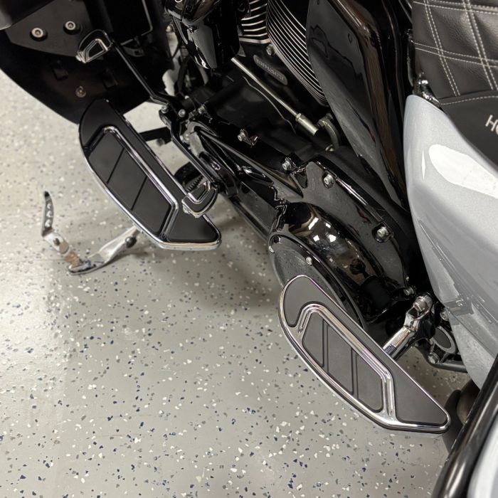 HOGWORKZ® Method Driver Floorboards for Harley® Touring & Softail '86-'25