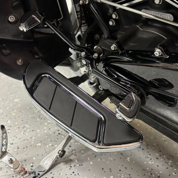 HOGWORKZ® Method Driver Floorboards for Harley® Touring & Softail '86-'25